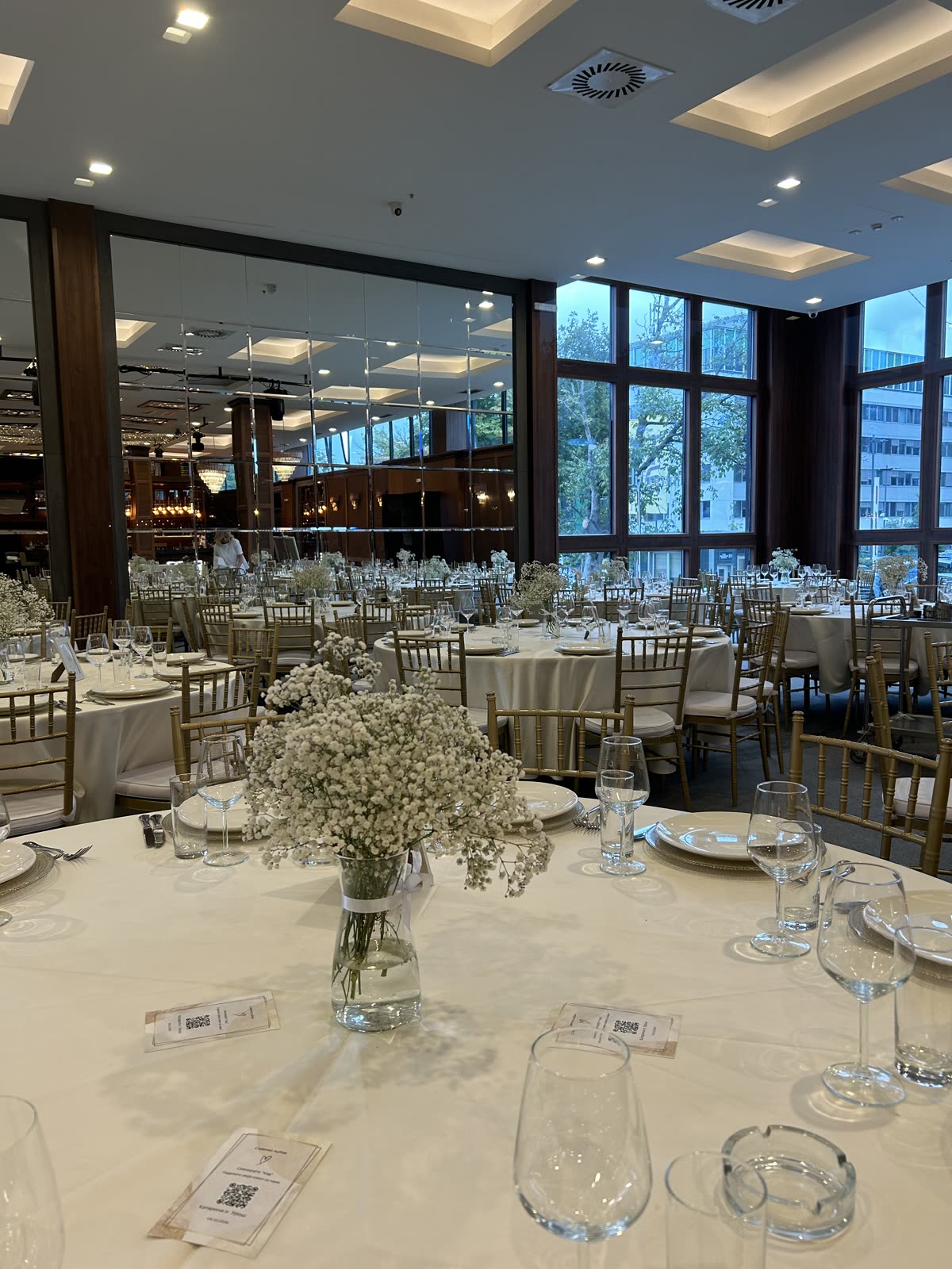 Long-table Dinner, Klasična venčanja in Kotor, 2024 — Dugi sto pod otvorenim nebom sa pogledom na ostrvo — planned and designed by KB…